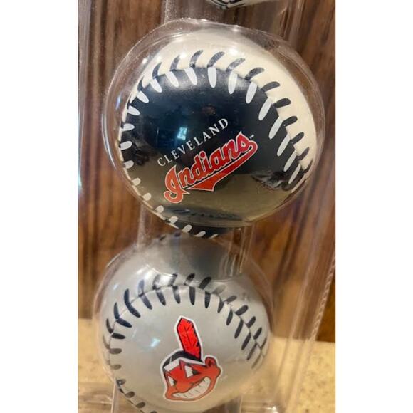 Cleveland Indians CHIEF WAHOO SOFT BALLS New in PKG 2009 Set of 3 - Picture 4 of 4